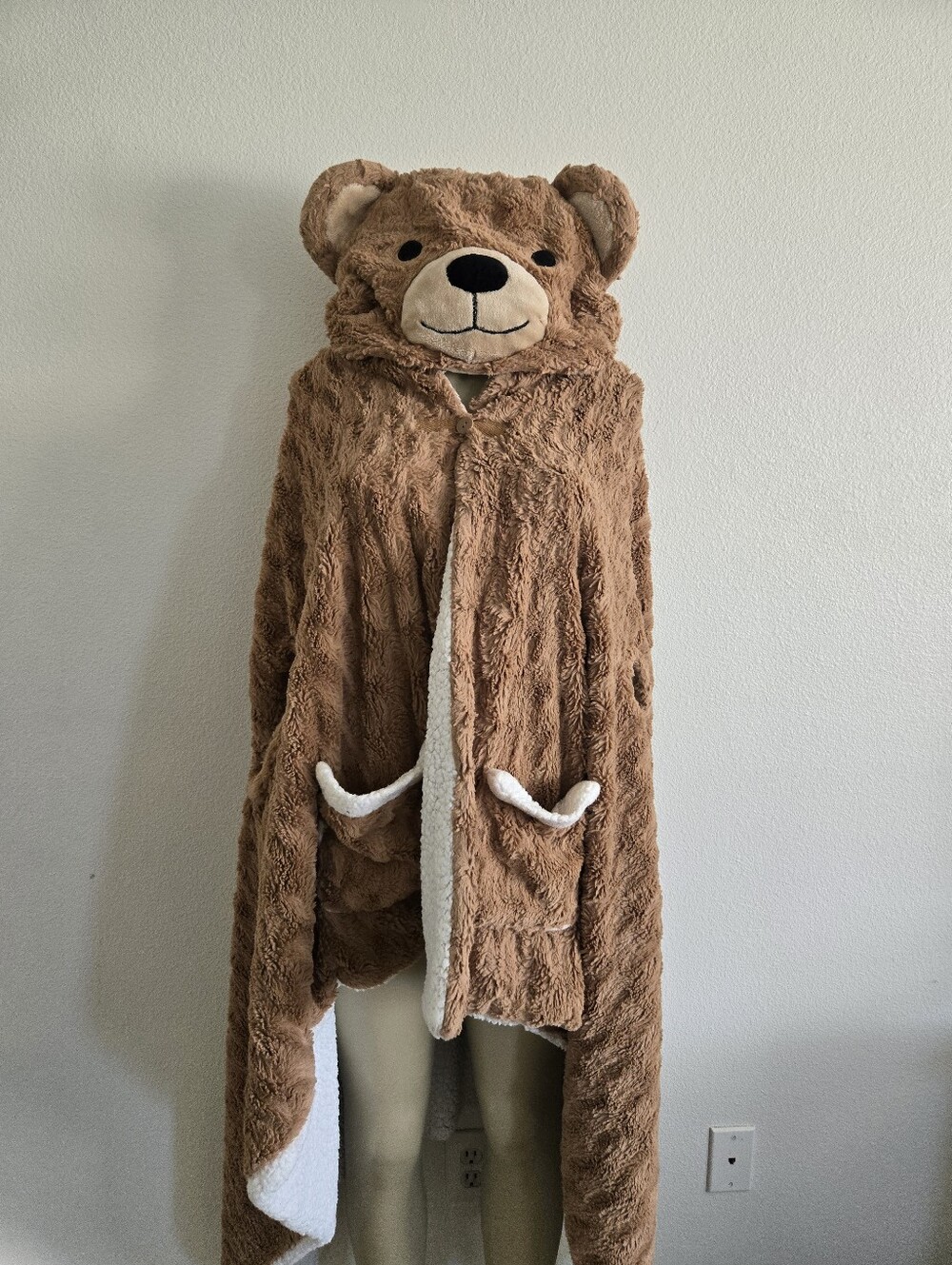 Cozy Brown Bear Hooded Kids Poncho Jacket